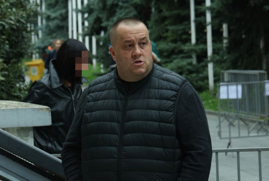 "Nisi dao da se zamuti..." Svečano otkriveno spomen-obeležje posvećeno Halidu Bešliću