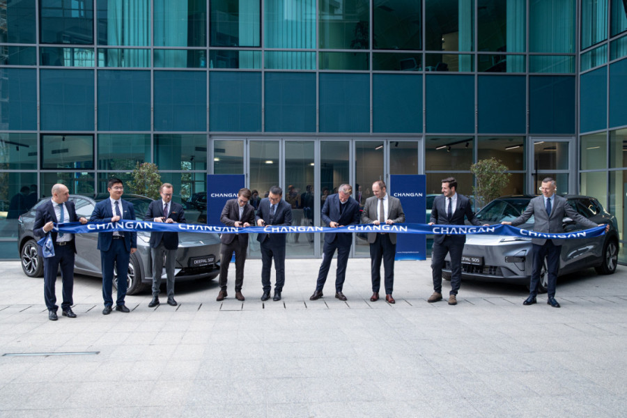 Beograd na mapi svetskih auto-brendova: Svečano otvoren prvi Changan salon u regionu - BM Motors Savograd (FOTO/VIDEO)