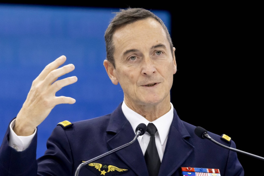 "Moramo biti spremni da izgubimo svoju decu": Francuski general razbesneo javnost pričajući o ratu sa Rusijom