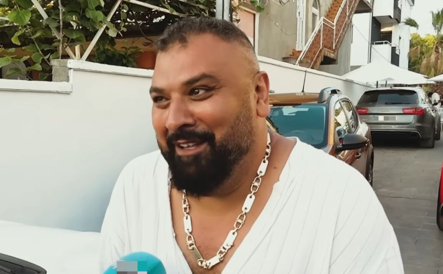 Gazda Mecka tri sina oženio u istom danu! Na svoja poznata slavlja je znao da "baci" milione evra