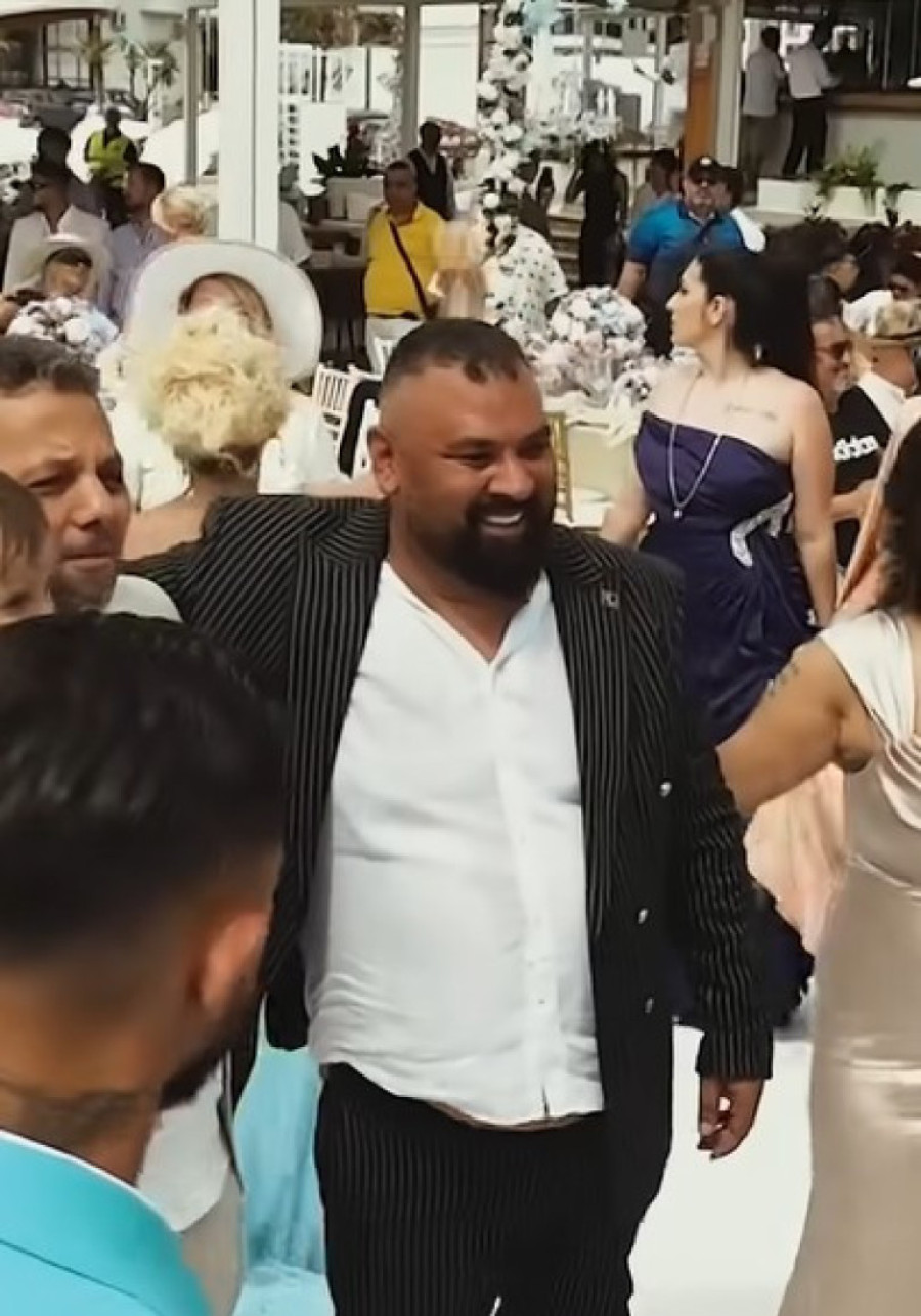 Gazda Mecka tri sina oženio u istom danu! Na svoja poznata slavlja je znao da "baci" milione evra