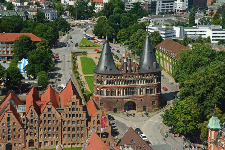 Grad kao stvoren za putopise: Jedan od najlepših francuskih bisera koji očarava na svakom koraku (FOTO)