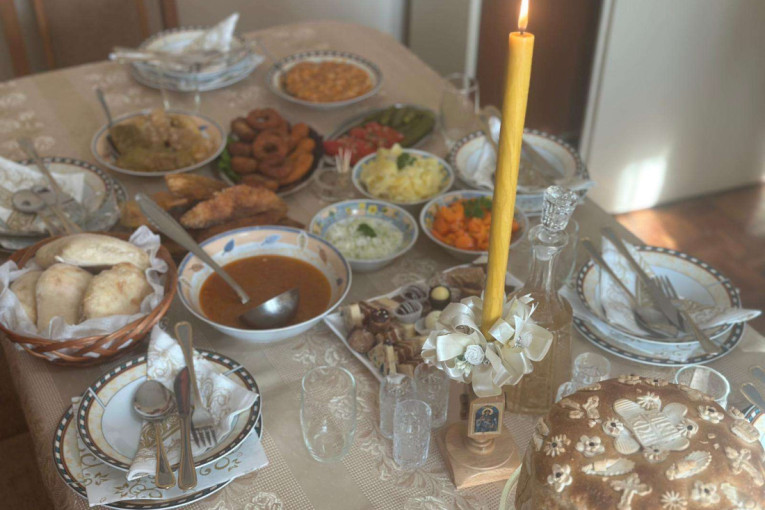 Purići ovako slave Aranđelovdan: U našoj kući se gosti "dvore", a gusle su nezaobilazne! (FOTO)