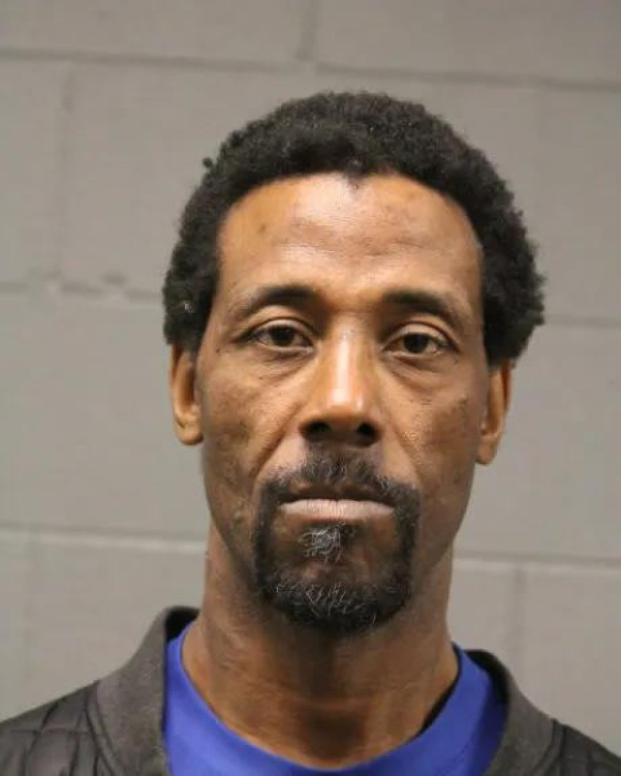 (UZNEMIRUJUĆE) Brutalan napad u javnom prevozu! Devojka zapaljena pred putnicima