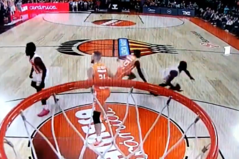 Gudelj bi mogao u Italiju: Zna se i klub koji je posebno zainteresovan (FOTO)