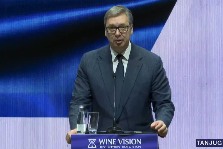 "Gotovo neverovatno": Vučić objavio snimak sa Međunarodnog sajma vina - Srbija među vodećima u Evropi po vinskom nivou