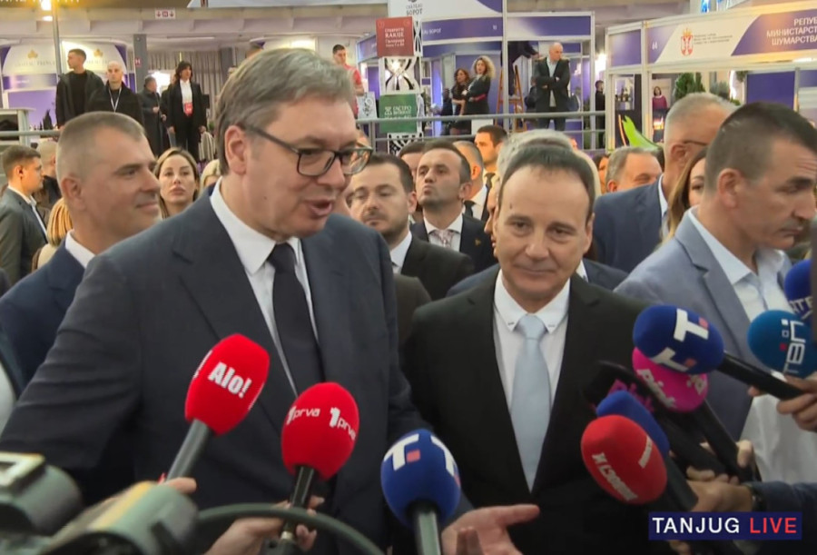 Vučić na sajmu Vinska vizija Otvorenog Balkana: Pišemo istoriju vinske scene Balkana!