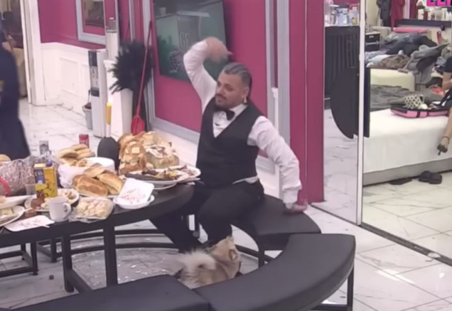 Bora plače zbog bivše žene, a svi gledaju: Volela me je lažno!