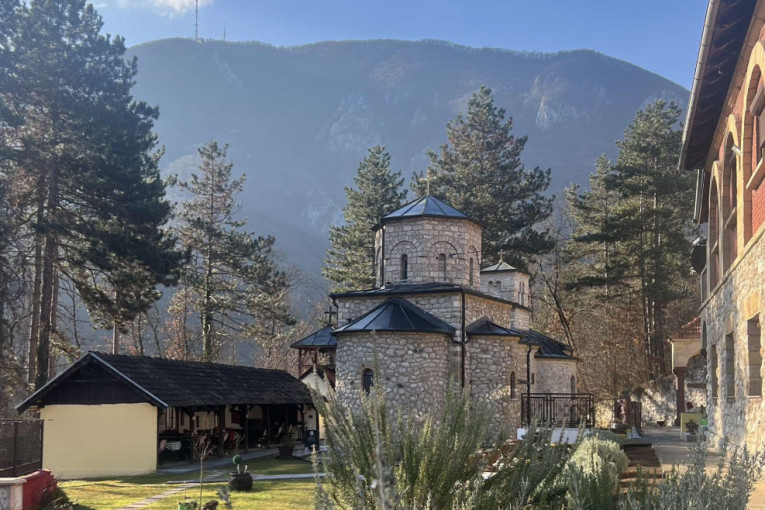 Čudotvorna Bogorodica Brzopomoćnica: Stigla u manastir Jovanje, ikona donosi spas u nevolji!