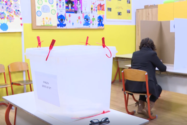 U Banjaluci do 11.00 časova glasalo 11,61 odsto građana (FOTO/VIDEO)