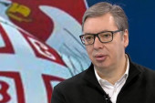 Vučić: Uvrede bošnjačkih navijača znače da dobro štitim interese Srbije