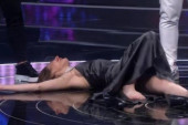 Takmičarka se srušila na sceni "Zvezda Granda": Odmah joj pritekli u pomoć (FOTO)