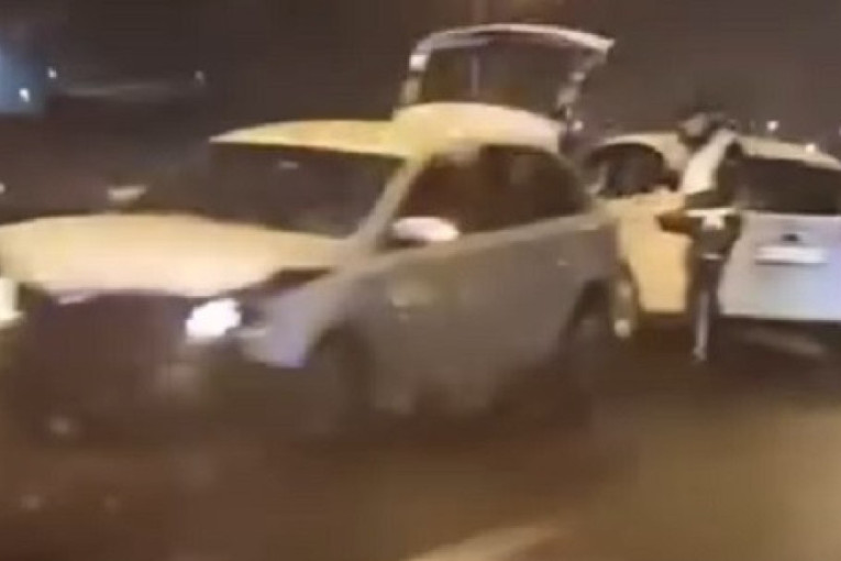 Udes kod Velike Plane! Mokri kolovozi zadaju muke (VIDEO)