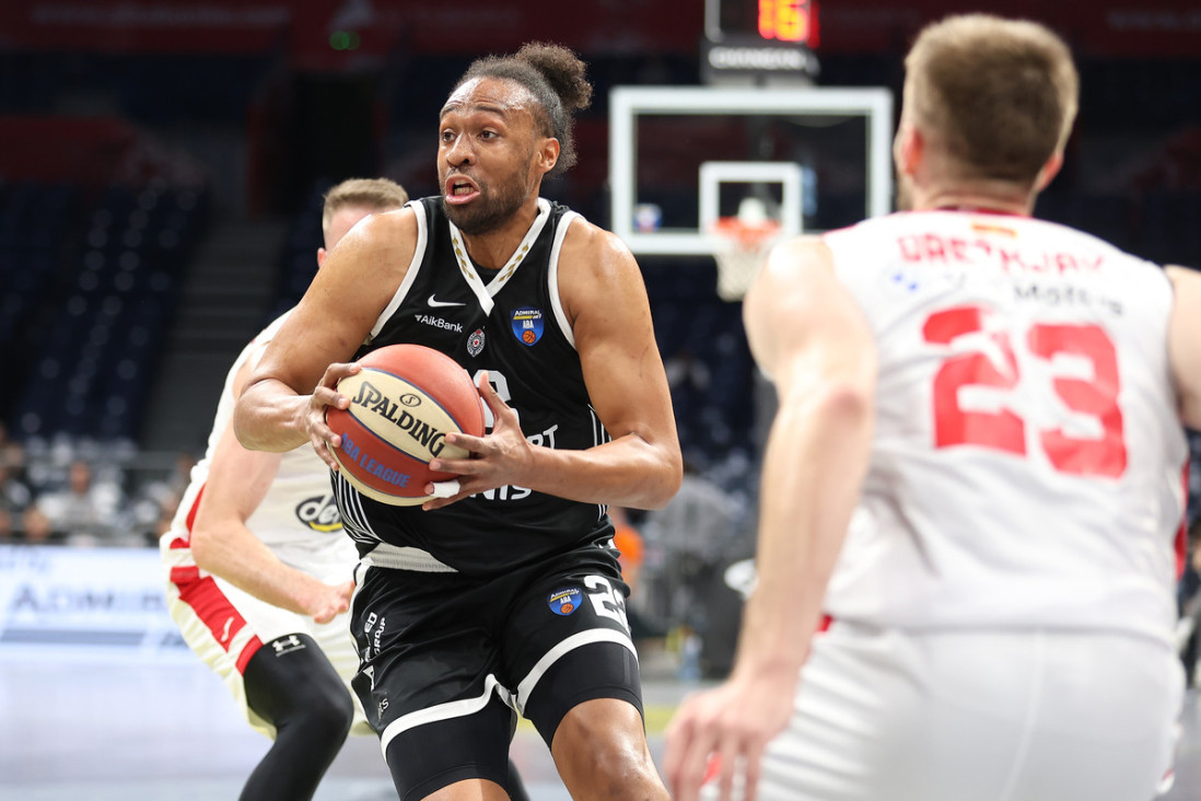 Džabarijeva brutalna partija u FULL HD! Pogledajte hajlajtse Partizanovog preslišavanja Studenata! (VIDEO)