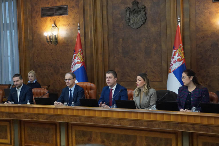 Vlada Srbije održala vanrednu sednicu: Razmatrana energetska situacija u zemlji (FOTO/VIDEO)