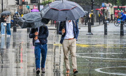 Kiša ne odustaje: Velike padavine očekuju ove delove Srbije!