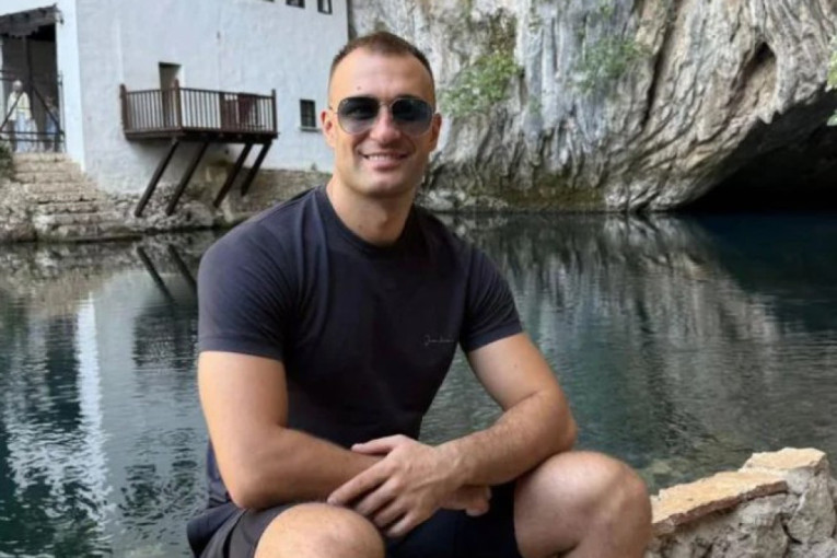 Rada voli ponovo, Haris spakovao kofere: Raskinuli tiho - sada žive potpuno različite živote! (FOTO)