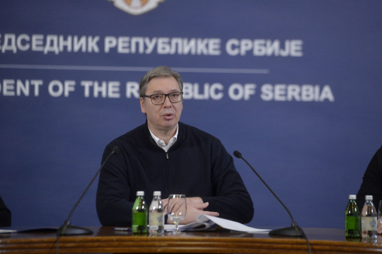 Vučić pobrojao šta je sve NIS-ovo prodato za 400 miliona: Zgrade, rafinerije, odmarališta, pumpe...