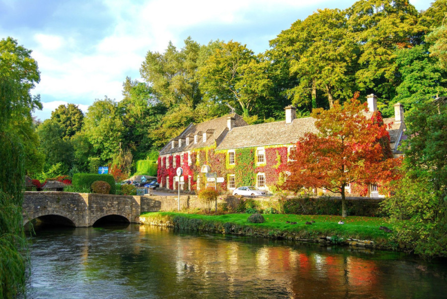 Titula najlepšeg sela donela im samo probleme: Turisti im upadaju u dvorišta, sve snimaju, a ništa ne troše (FOTO)