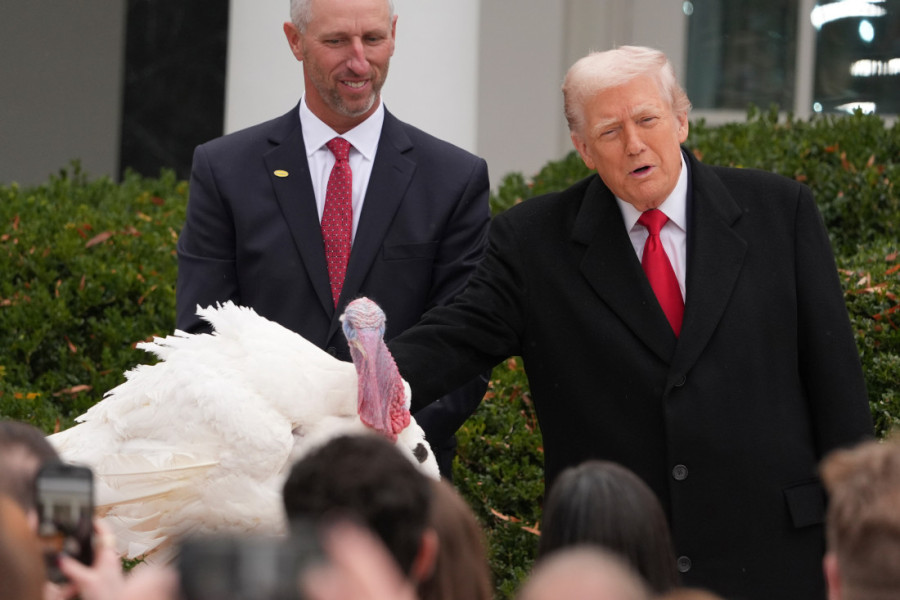 Tramp pomilovao ćurke uoči Dana zahvalnosti: Dao im hit imena! (FOTO)