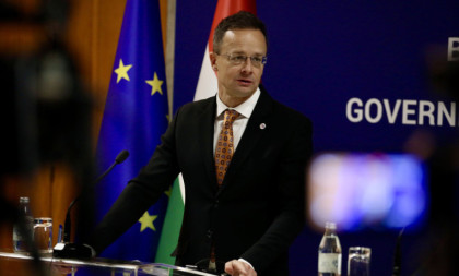 Sijarto o eksplozivu kod Kanjiže: Neko je pokušao da digne gasovod u vazduh! (FOTO/VIDEO)