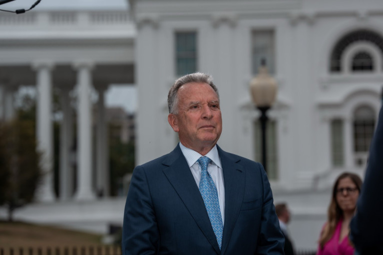 Sve spremno za pregovore Irana i SAD: Otkriveno kada se sastaju Aragči i Vitkof