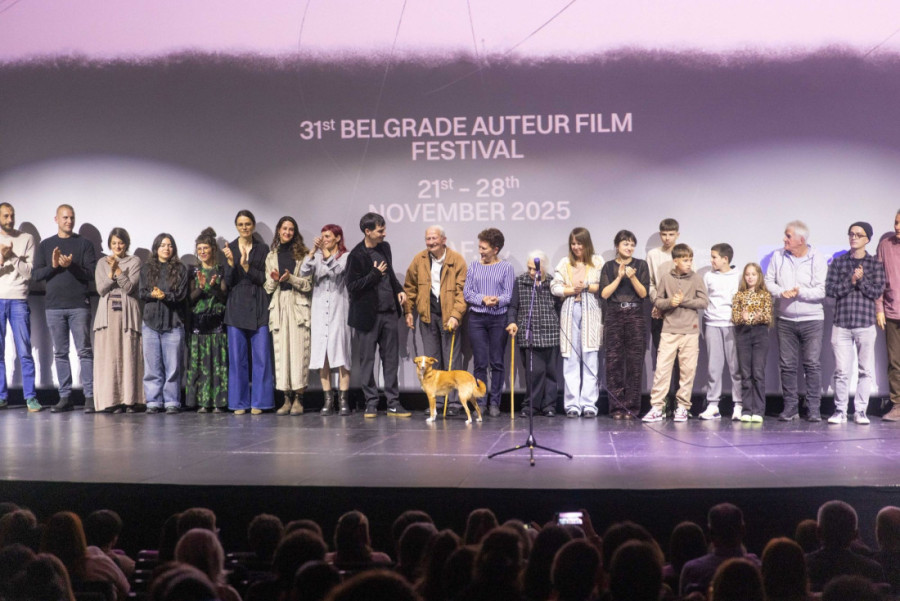 Uz ovacije i snažne emocije održana premijera domaćeg filma "Vetre, pričaj sa mnom": Dirljiva istinita priča koja slavi život (FOTO/VIDEO)