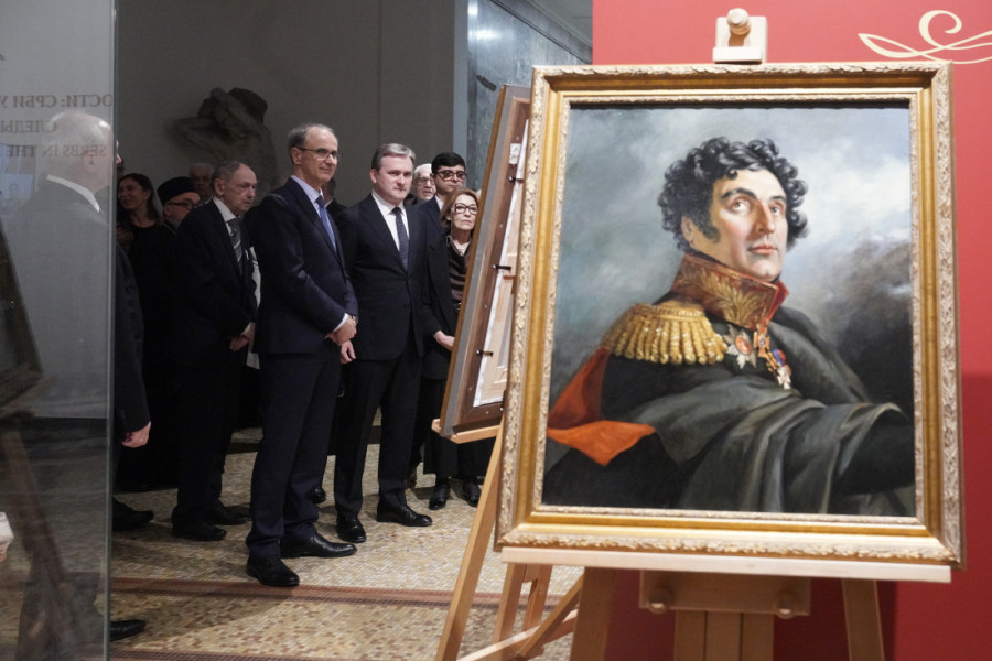 U okviru "Dana Ermitaža" otvorena izložba portreta ruskih vojskovođa srpskog porekla: Hrabrošću su se istakli u ratu protiv Napoleona (FOTO)