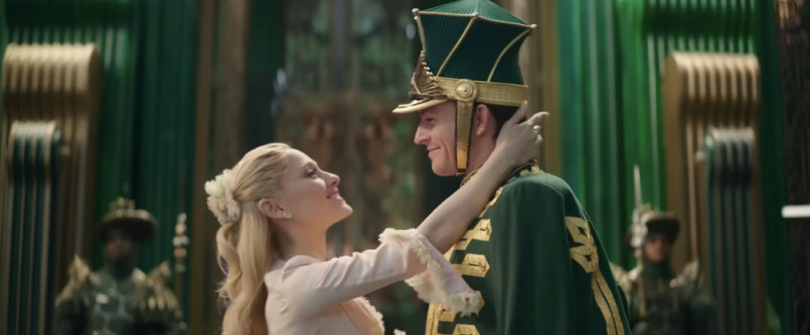 Poljubac joj je doneo pobedu: Kako je Patriša Hiton među 200 glumica dobila ulogu Debre u seriji "Svi vole Rejmonda" (FOTO/VIDEO)