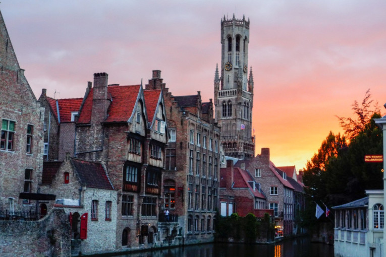 Raj za sve sladokusce: Belgijski grad koji spaja nestvarnu arhitekturu i gurmanski doživljaj (FOTO)