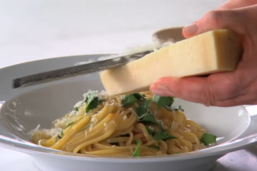 Sastojak koji većina ljudi baca pravo u đubre, Italijani već vekovima koriste kao tajnu za savršenu testeninu