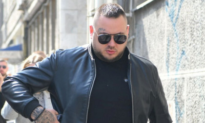 Filip Car udario na Asmina: "Progutaću ga kao mangulicu"