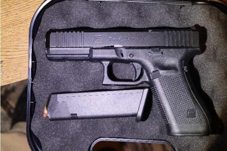 Stigla opasna pošiljka za maloletnike! Drogu spakovali u cigarete i žele bombone, udara u mozak! (FOTO)