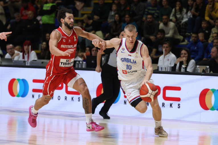 Orlovi se podigli iz pepela! Srbija posle minus 23 pobedila Švajcarsku na startu kvalifikacija za Mundobasket!