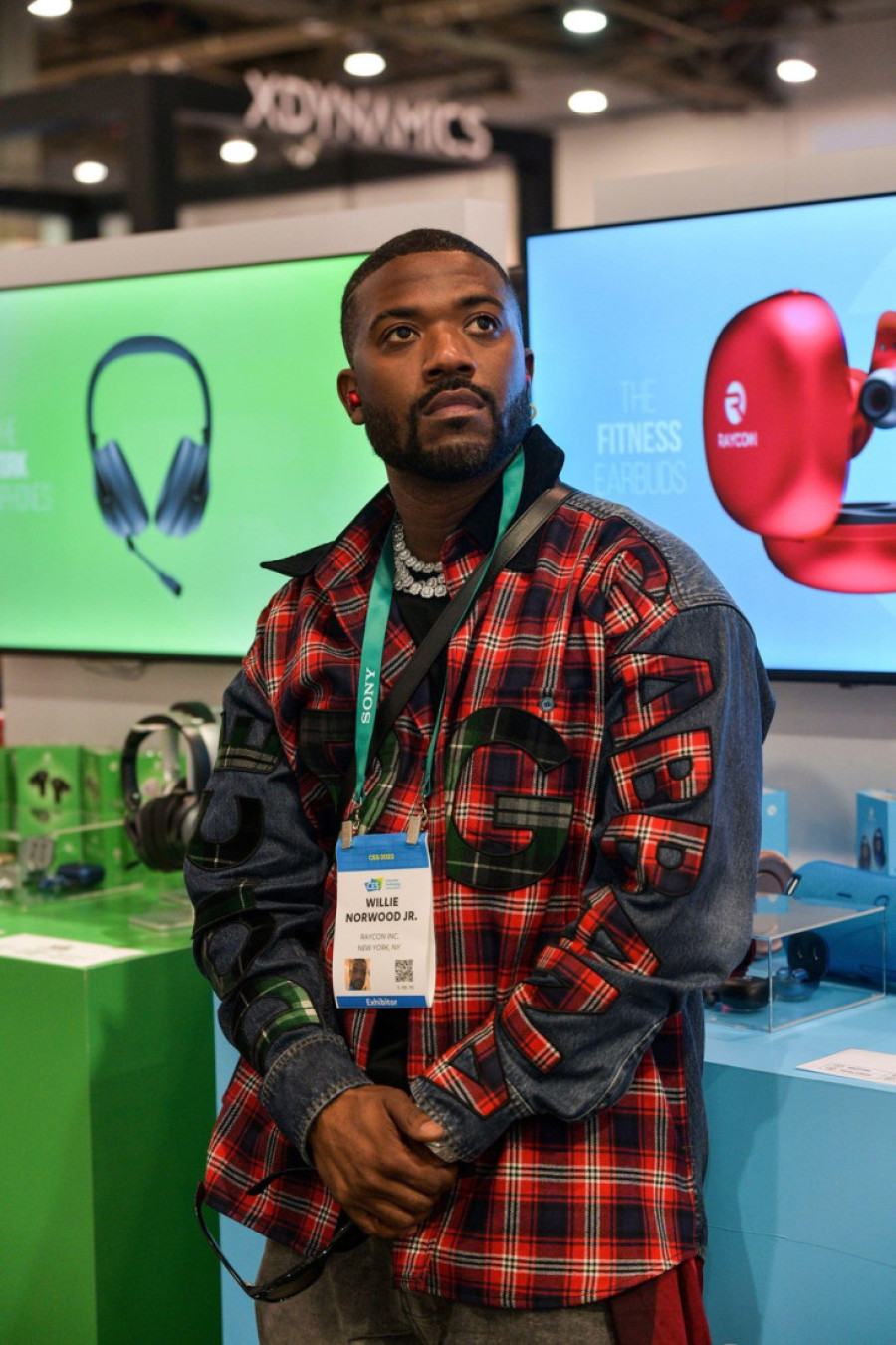 Uhapšen pevač koji ima eksplicitan snimak s Kim Kardašijan! Potezanje pištolja će opasno da ga košta