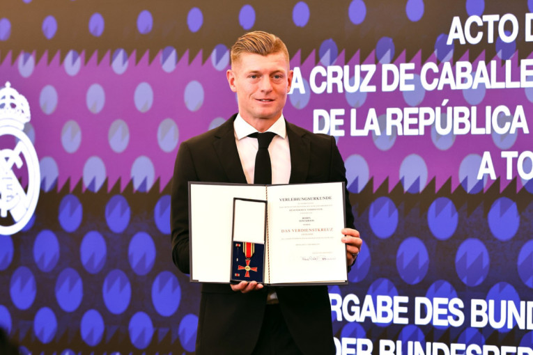 Toni Kros je jedan od najboljih u istoriji: Nemac odlikovan najvećim nemačkim priznanjem i to na "Bernabeu" (VIDEO)