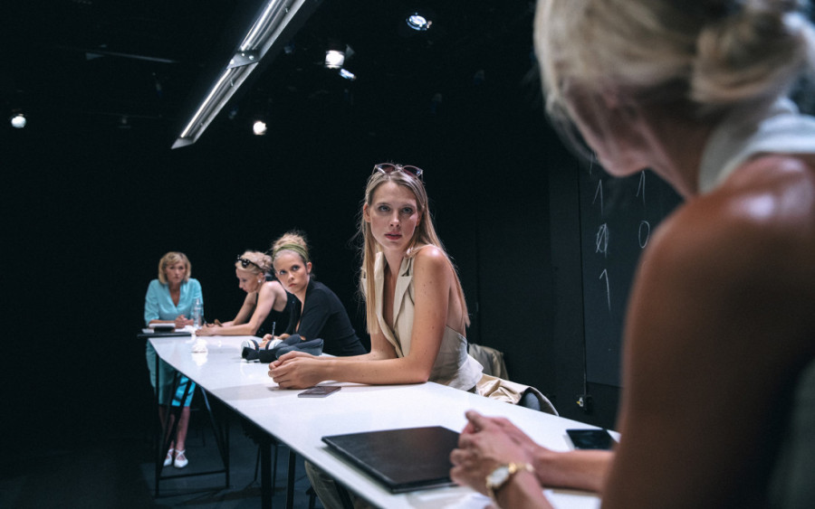 Festival RUTA u Beogradskom dramskom pozorištu: Najnovije i najpopularnije predstave iz regiona (FOTO)