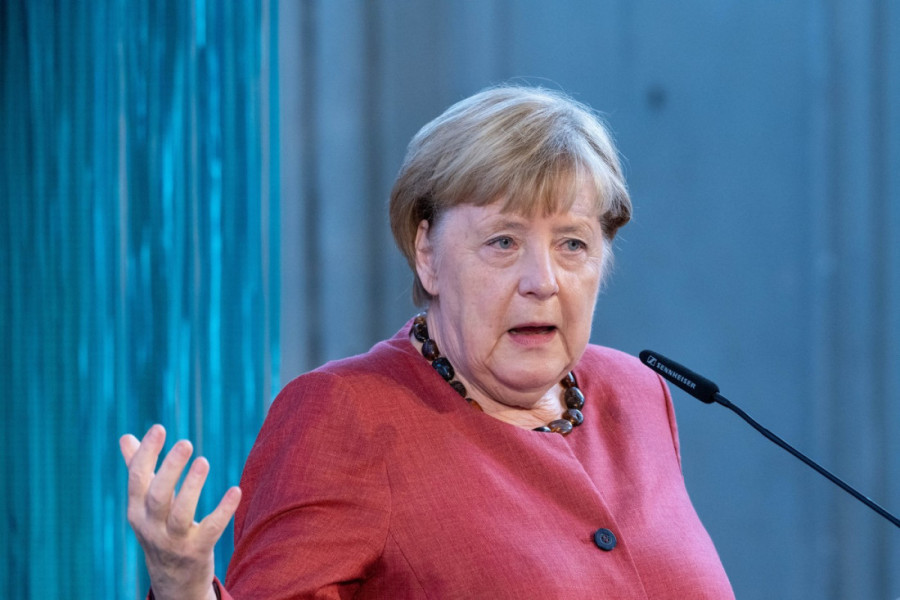 Angela Merkel odlučila da progovori: Gejts je koristio vakcine protiv kovida da vrši pritisak na vlade država
