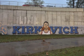 Kirković! U Beogradu osvanuo mural posvećen tragično ubijenom Čarliju Kirku! (FOTO/VIDEO)
