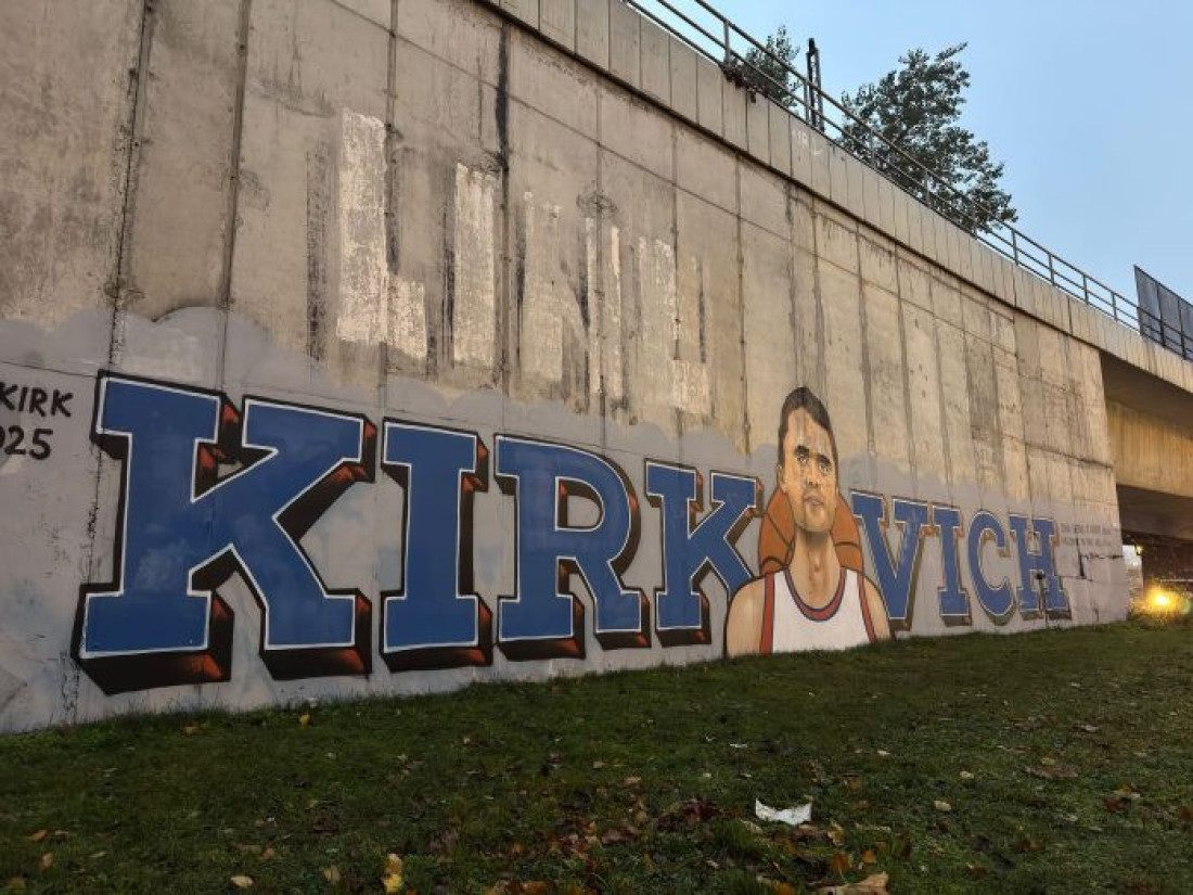 Kirković! U Beogradu osvanuo mural posvećen tragično ubijenom Čarliju Kirku! (FOTO/VIDEO)