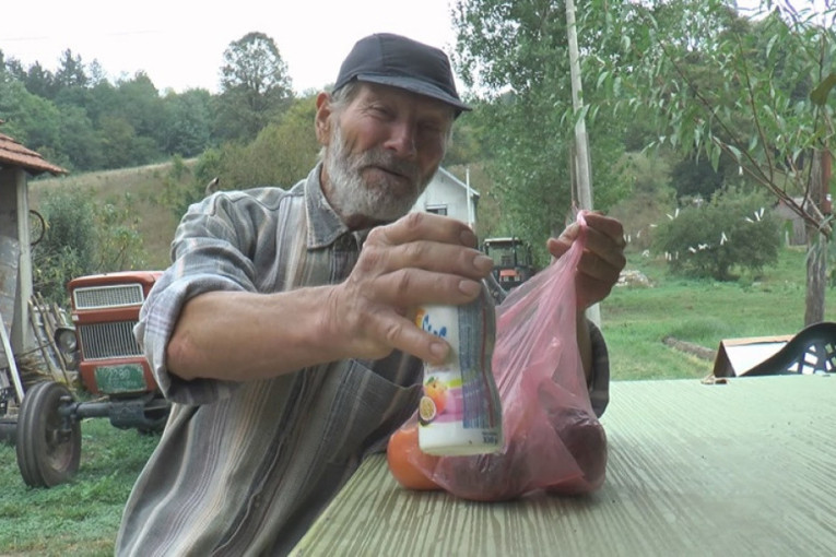 Čovek koji jede samo trulo: Milutin 30 godina ne jede svežu hranu – pije i pokvareno mleko!