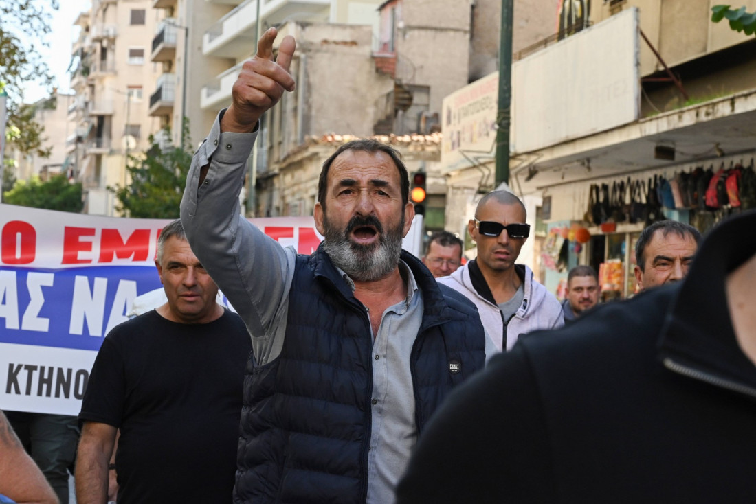 Haos u Grčkoj: Preko 1.800 traktora blokiralo saobraćaj, odmah nekoliko uhapšeno!