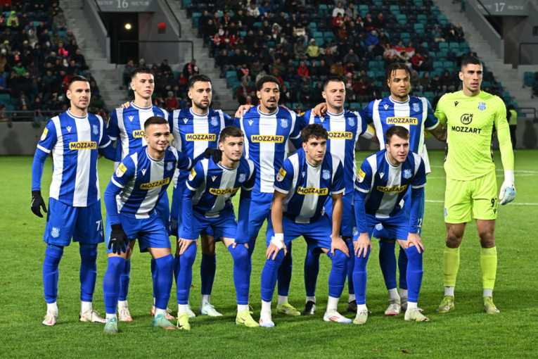 "Romantičari" časte: Spremno je lepo iznenađenje na Omladinskom stadionu