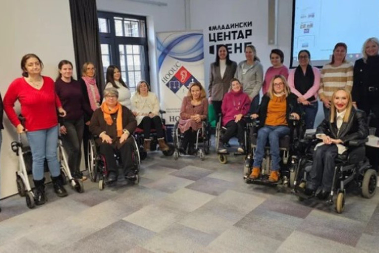 Okrugli sto u Novom Sadu "Vidlјive" žene sa invaliditetom i pravo na život bez nasilјa: Osnaživanje je jedan od preduslova zaštite