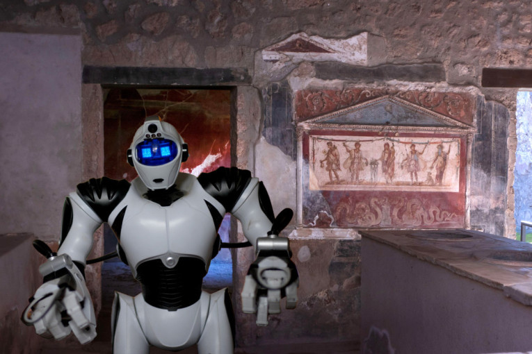 Neverovatan novitet: Robot restaurira fragmente freske u Pompeji (FOTO)