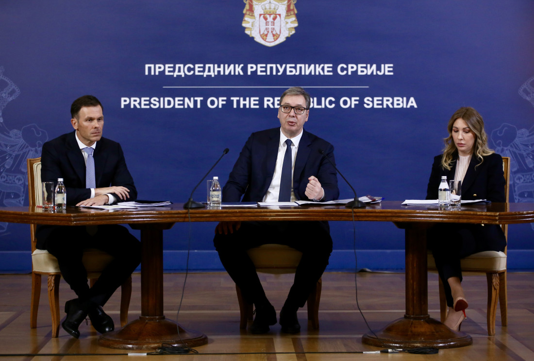 Vučić: Nemamo dobre vesti o NIS-u, ali goriva će biti na pumpama! I banke nam mogu biti kažnjavane