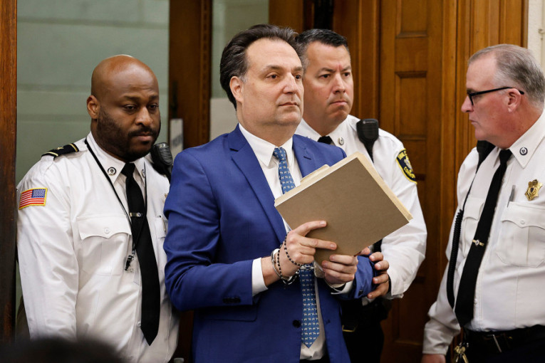 Brajan Volš doneo na suđenje misterioznu crvenu kovertu! Otkriveni novi detalji