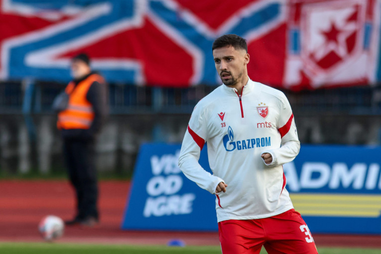 Ozbiljan problem za Zvezdu: Lider ekipe ne putuje na duel kvalifikacija za LŠ!