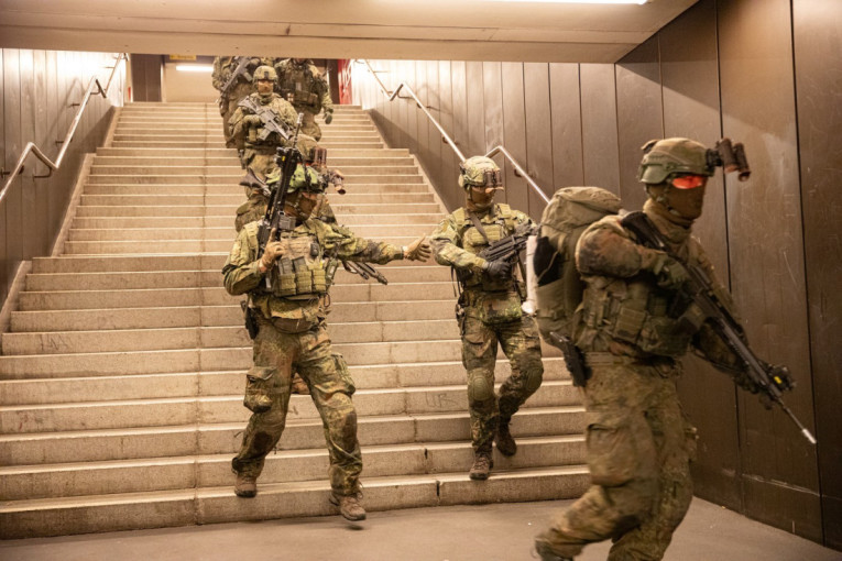 Nemačka glasala za povratak dobrovoljnog služenja vojske: Bundestag za dlaku prelomio