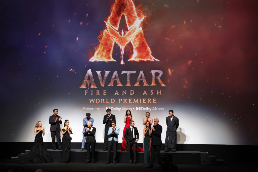 U Holivudu održana svetska premijera "Avatara 3": Jednog glumca niko nije očekivao na crvenom tepihu (VIDEO)
